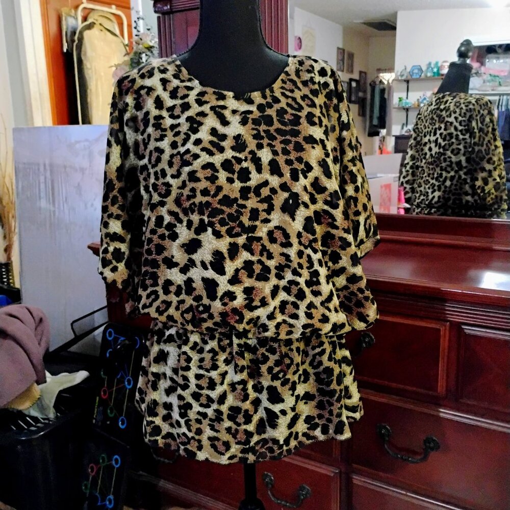 Leopard Print Sleeveless Draped Blouse - Picture 1 of 7